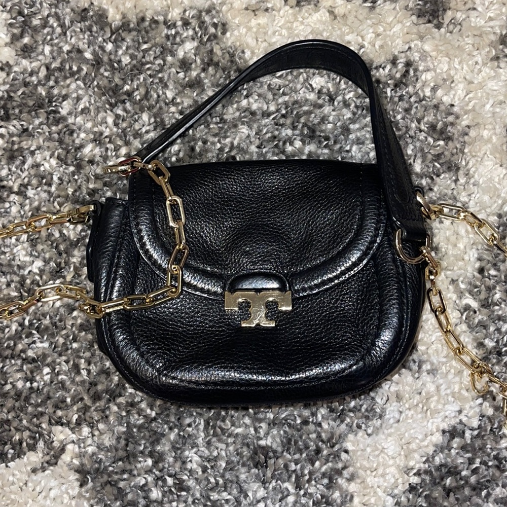 Tory Burch Black And Gold Crossbody. Gem